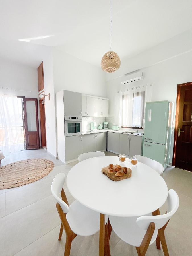 Casa Chara 2 Lägenhet Symi Exteriör bild
